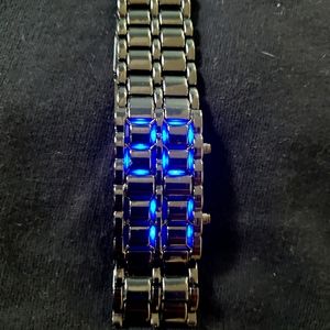 Black digital display watch / men's bracelet